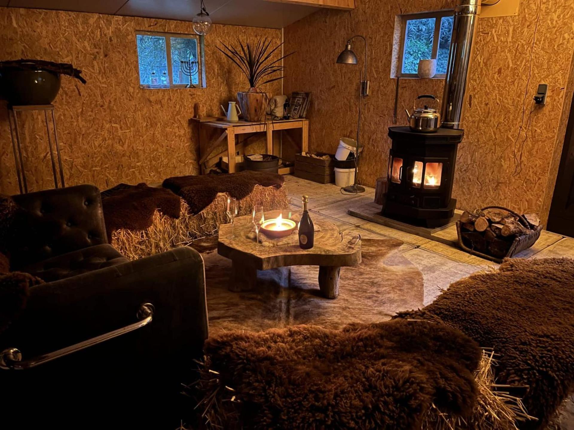 Bed & Breakfast+ De Kooimolen Dreumel エクステリア 写真